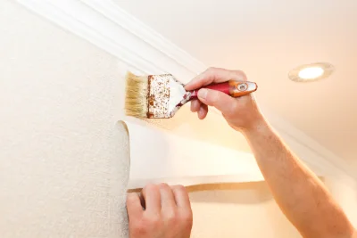 Pose de papier peint à Boé — revêtements muraux et toiles de verre